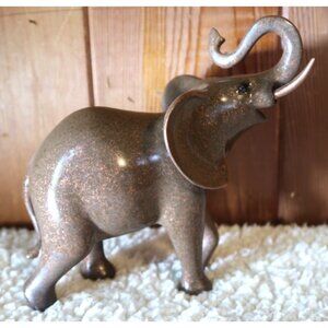Truu Design Beautiful Antique Bronze Polyresin Elephant Figurine
